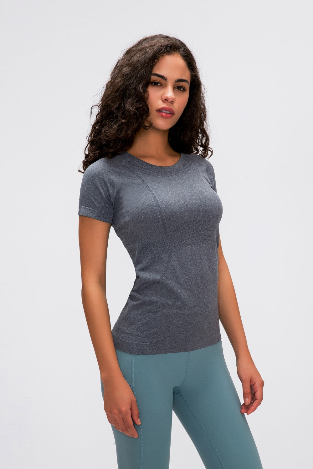 Round Neck Short Sleeve Active T-Shirt