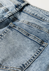 Washed Wide Leg Jeans with Pockets