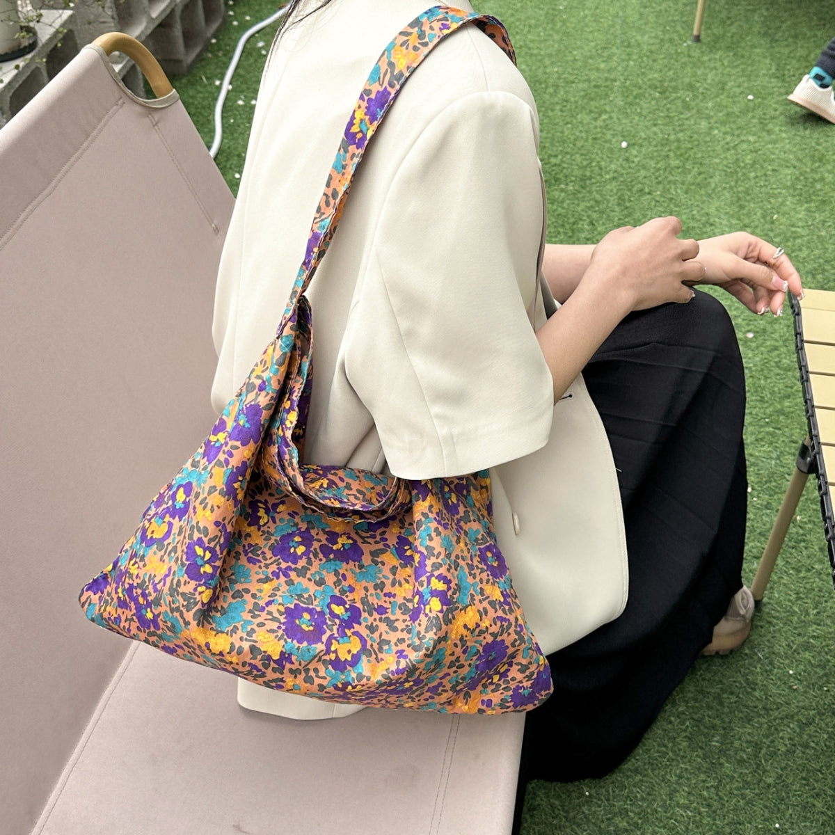 Printed Medium Shoulder Bag