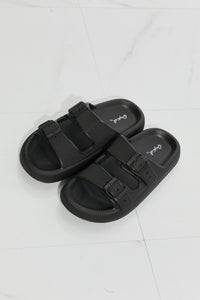 Qupid Comfy Casual Rubber Slide Sandal in Black