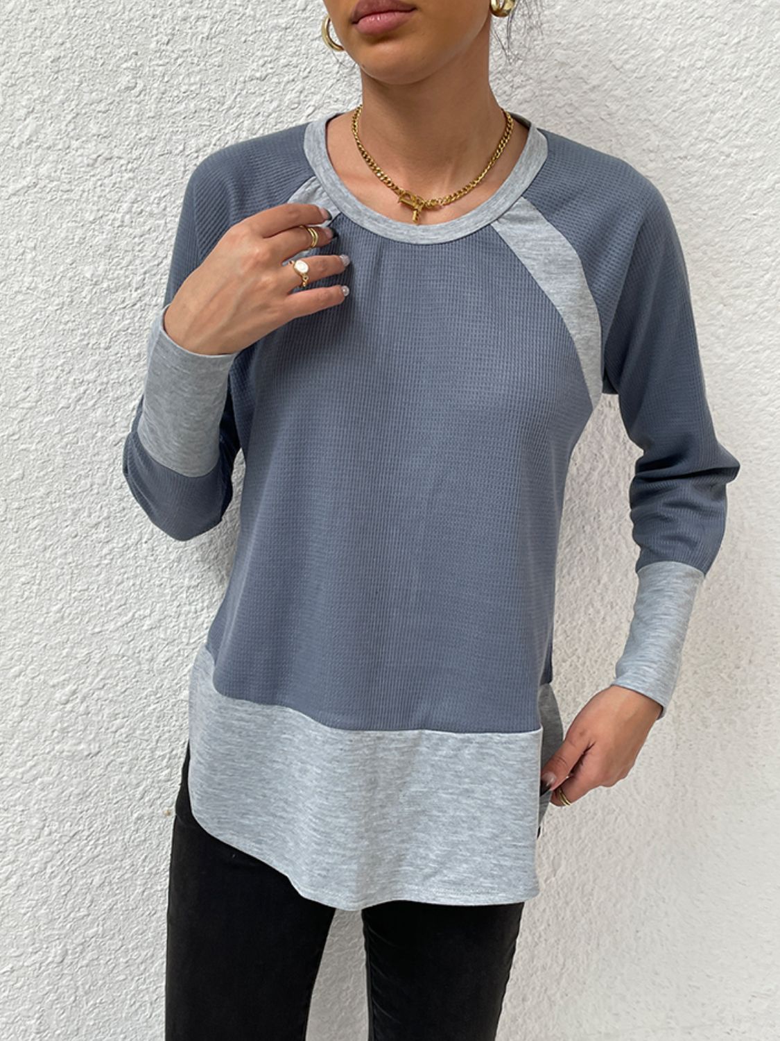 Waffle-knit Round Neck Raglan Sleeve Tee